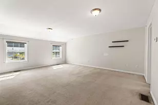 9 Falkland Pl, Portsmouth, NH 03801 - Photo 17