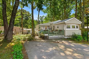 615 Canterbury Dr, Exeter, NH 03833 - Photo 1