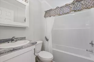 29 Lowell Rd, Salem, NH 03079 - Photo 15