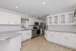 29 Lowell Rd, Salem, NH 03079 - Photo 9