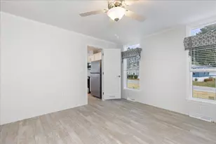 29 Lowell Rd, Salem, NH 03079 - Photo 19