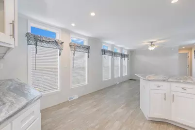 29 Lowell Road #25, Salem, NH 03079 - Photo 11