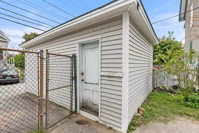 272 Lake Avenue, Manchester, NH 03103 - Photo 7