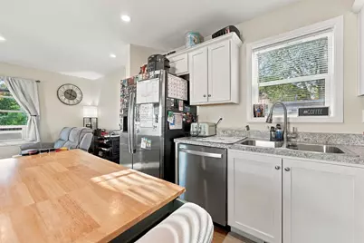 1338 Woodbury Avenue #10, Portsmouth, NH 03801 - Photo 9