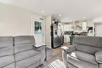 1338 Woodbury Avenue #10, Portsmouth, NH 03801 - Photo 5