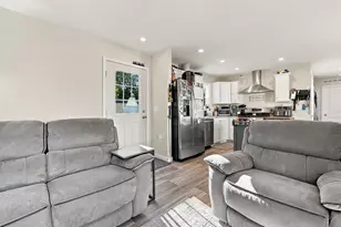 1338 Woodbury Ave, Portsmouth, NH 03801 - Photo 5