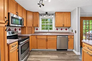 2 Nightingale Ln, Litchfield, NH 03052 - Photo 11