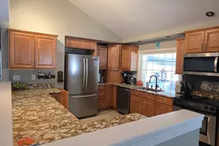 5 Pettingale Rd, Amherst, NH 03031 - Photo 9