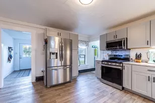 66 Lyford St, Laconia, NH 03246 - Photo 5