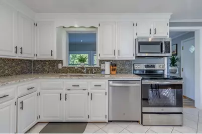 51 Lebel Avenue, Manchester, NH 03103 - Photo 17