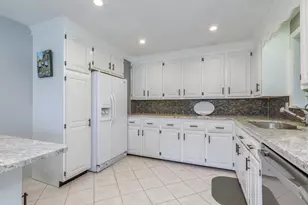 51 Lebel Ave, Manchester, NH 03103 - Photo 19