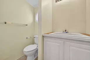 2 Freedom Dr, Dover, NH 03820 - Photo 15