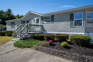 2 Freedom Dr, Dover, NH 03820 - Photo 5