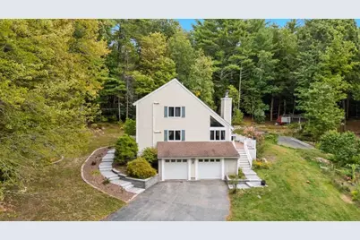 8 Homestead Drive, Raymond, NH 03077 - Photo 5