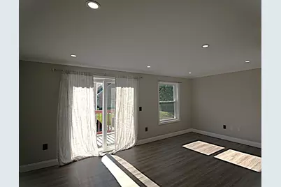 70 Modena Drive, Concord, NH 03303 - Photo 5