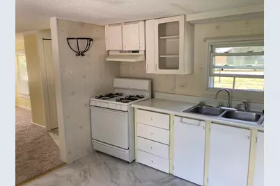 14 Meetinghouse Road, Hinsdale, NH 03451 - Photo 9