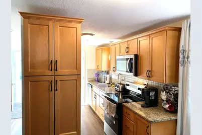 103 Glendale Avenue #A, Manchester, NH 03103 - Photo 5