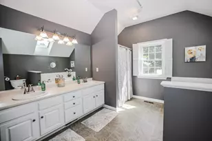 209 Tennyson Dr, Manchester, NH 03104 - Photo 37