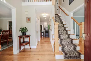 209 Tennyson Dr, Manchester, NH 03104 - Photo 7