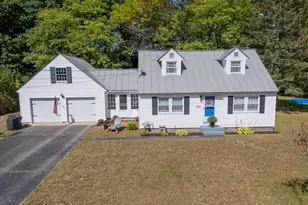 101 Manor Rd, Concord, NH 03303 - Photo 9