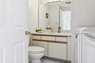 15L Bonnie Ln, Derry, NH 03038 - Photo 17