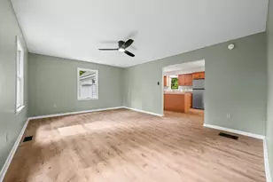 24 Fairview Ave, Conway, NH 03818 - Photo 23