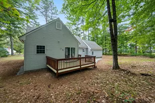 24 Fairview Ave, Conway, NH 03818 - Photo 3