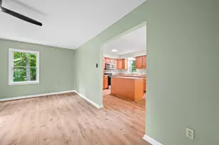 24 Fairview Ave, Conway, NH 03818 - Photo 23