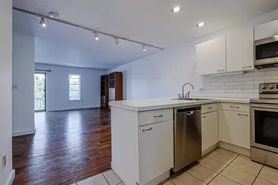 33 River Front Drive #7, Manchester, NH 03102 - Photo 3