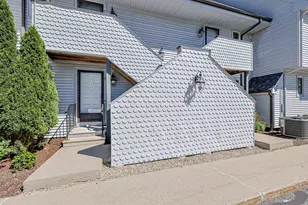 33 River Front Dr, Manchester, NH 03102 - Photo 27