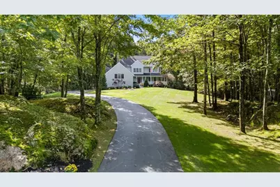 10 Kings Grant Drive, Atkinson, NH 03811 - Photo 3
