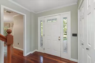 10 Kings Grant Dr, Atkinson, NH 03811 - Photo 5