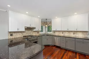 10 Kings Grant Dr, Atkinson, NH 03811 - Photo 13