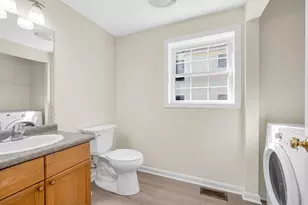 118 Barbara Ln, Hudson, NH 03051 - Photo 11