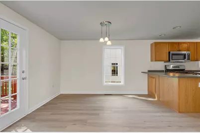 118 Barbara Lane, Hudson, NH 03051 - Photo 7