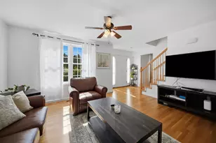 220 Arah St, Manchester, NH 03104 - Photo 9