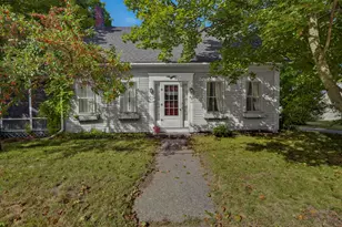 43 S Mast St, Goffstown, NH 03045 - Photo 1