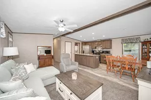 41 B St, Seabrook, NH 03874 - Photo 13