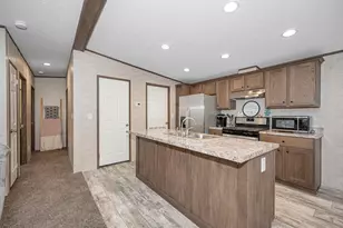 41 B St, Seabrook, NH 03874 - Photo 5