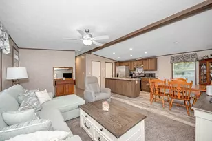 41 B St, Seabrook, NH 03874 - Photo 11