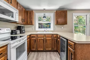 36 Tenney Rd, Sandown, NH 03873 - Photo 7