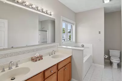 27 Saint Andrews Way, Londonderry, NH 03053 - Photo 15