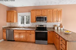 27 St Andrews Way, Londonderry, NH 03053 - Photo 7