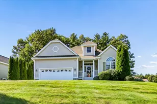 27 St Andrews Way, Londonderry, NH 03053 - Photo 1