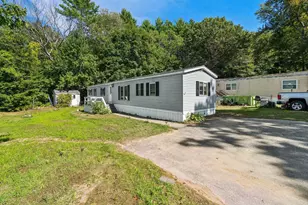 134 Estate Dr, Barrington, NH 03825 - Photo 1