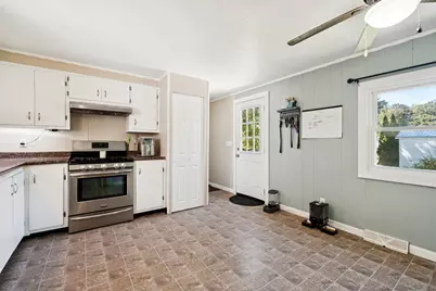 134 Estate Drive, Barrington, NH 03825 - Photo 5