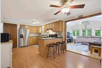 33 Belmont Drive, Merrimack, NH 03054 - Photo 11