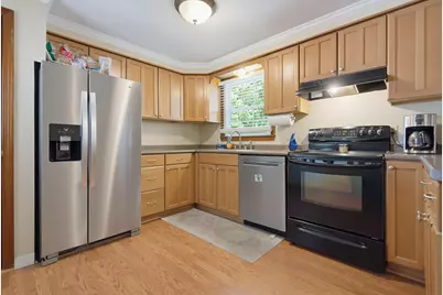 33 Belmont Drive, Merrimack, NH 03054 - Photo 9