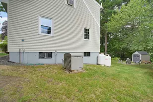33 Belmont Dr, Merrimack, NH 03054 - Photo 37