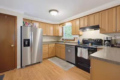 33 Belmont Drive, Merrimack, NH 03054 - Photo 7